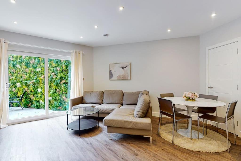 Elegant 2Bed Flat 10Min To Wimbledon Tennis Courts Londres Exterior foto