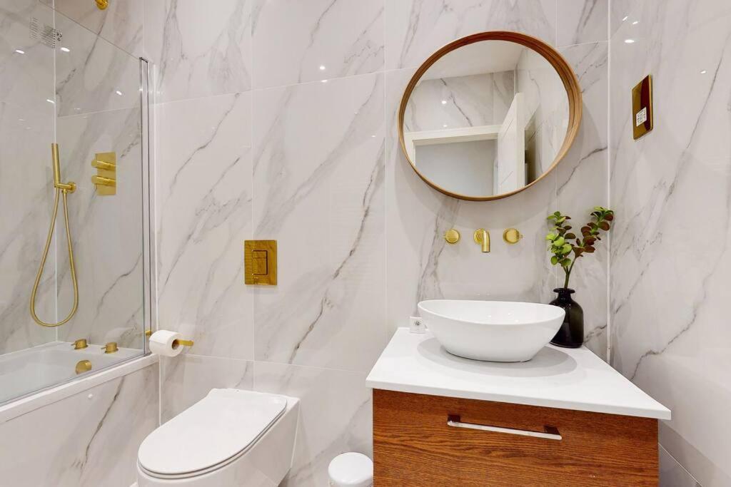 Elegant 2Bed Flat 10Min To Wimbledon Tennis Courts Londres Exterior foto